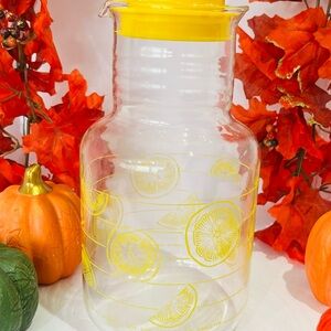 Vintage Pyrex Lemon Slice Carafe